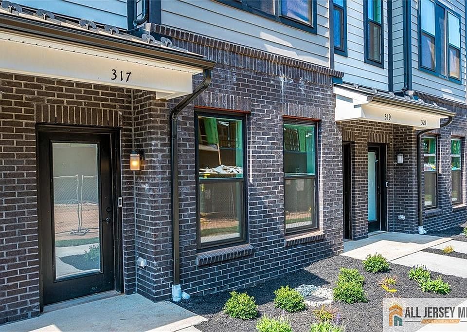1st image of 317 Sadie Cir