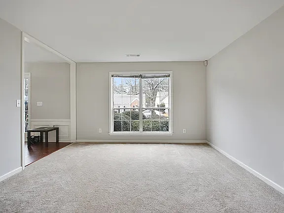 3644 Kentford Ln — Photo 5