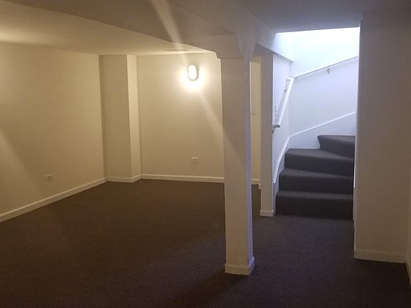 4th image of 2835 W Medill Ave