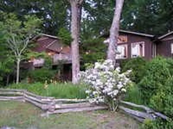 58 Big View Dr, Highlands, NC 28741