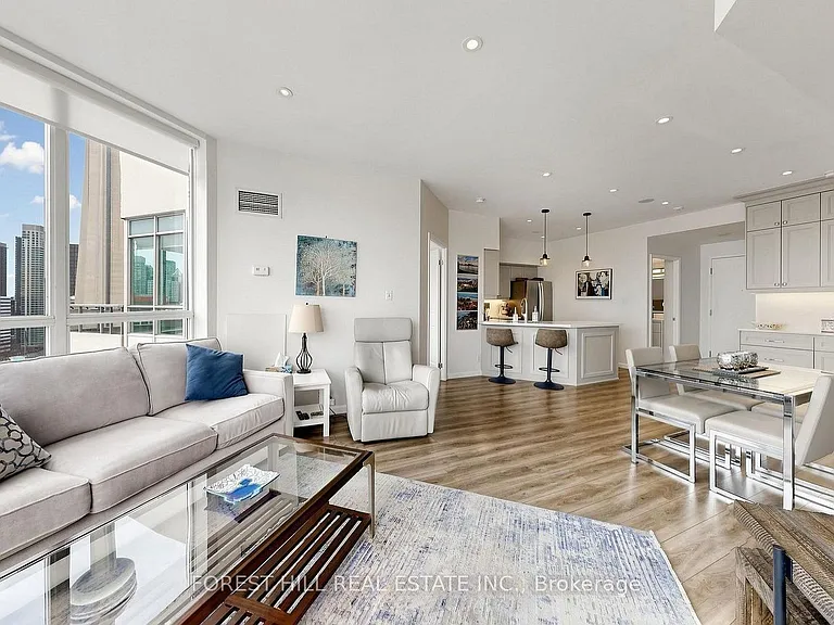 230 Queens Quay W #2816 — Photo 3