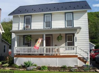 137 Long St, Spring Mills, PA 16875