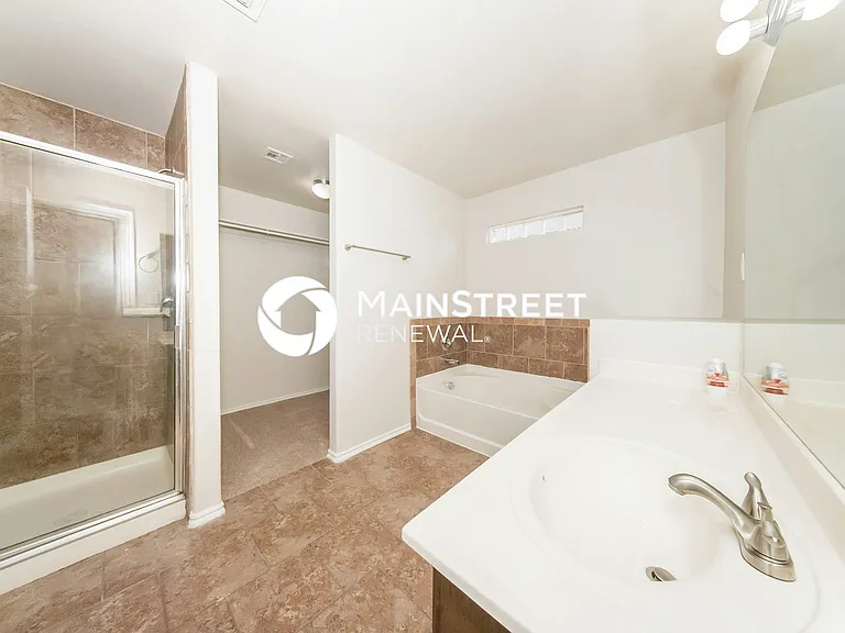 Main Bathroom