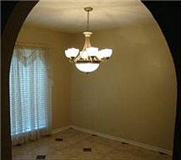 4th image of 111 Rose Trl