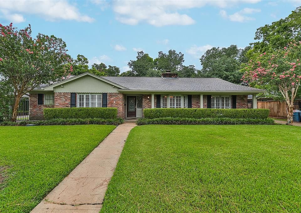 1st image of 10715 Meadow Lake Ln