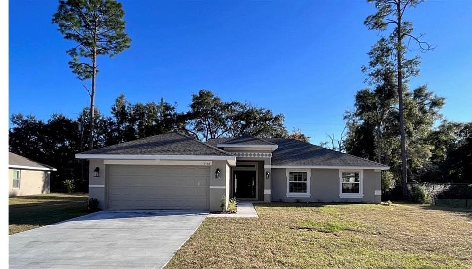 1st image of 3934 NE 58th Cir