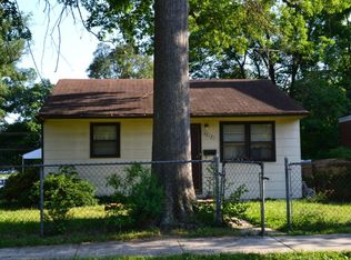 4813 Ravenswood Rd, Riverdale, MD 20737