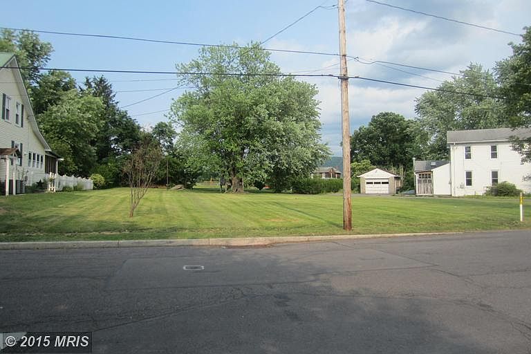 2nd image of Greenway Ave