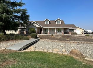 14268 Peggy Dr, Hanford, CA 93230