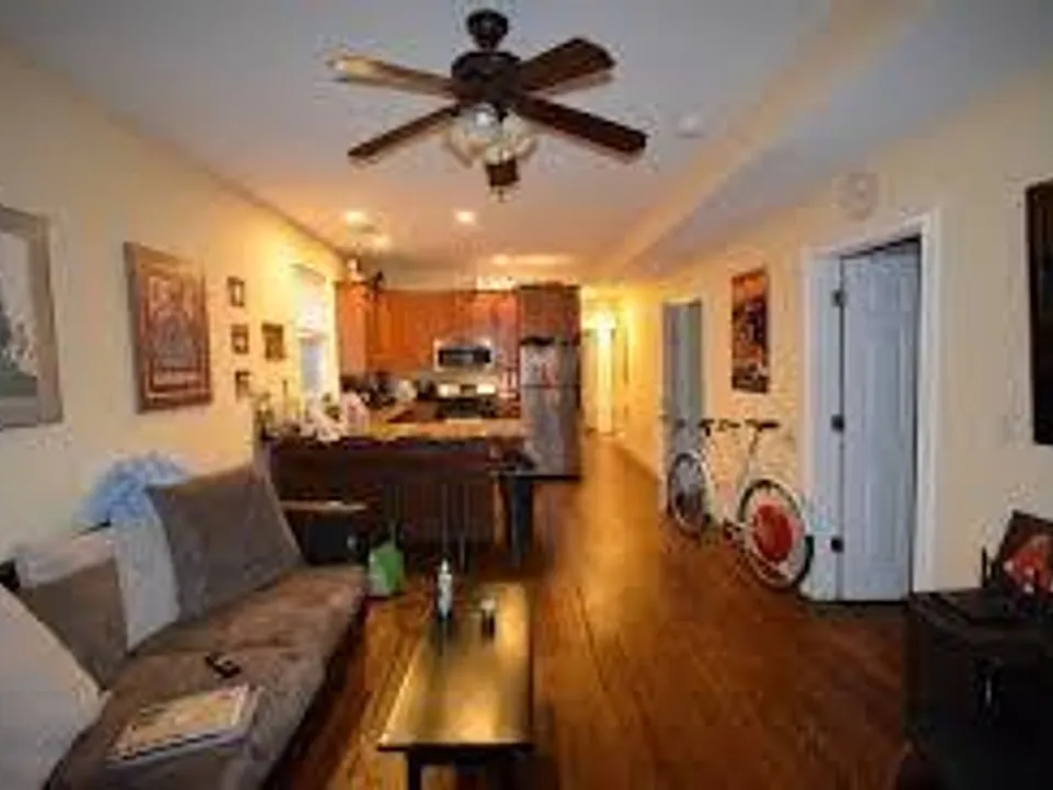 735 Parker St #1