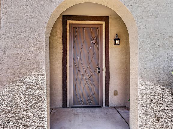 3rd image of 4960 W Calle Don Tomas