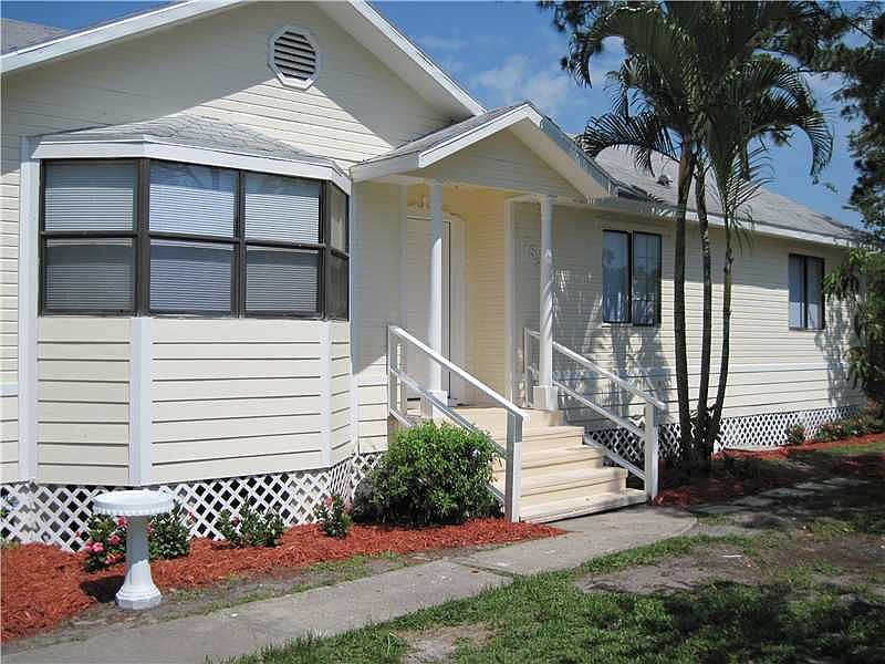 1st image of 785 11th Ct SW