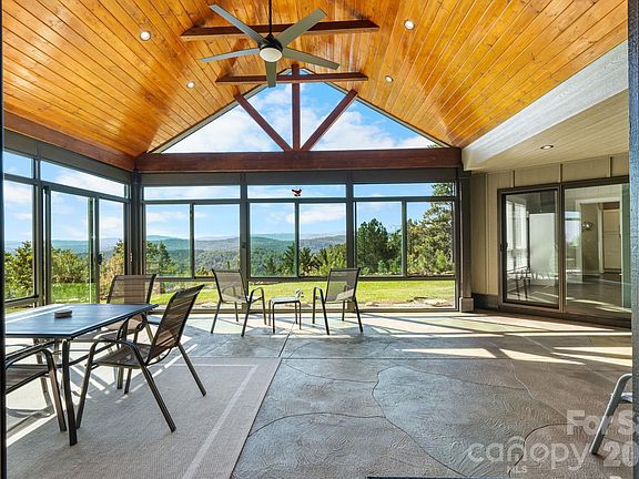3rd image of 3353 Rock Creek Rd