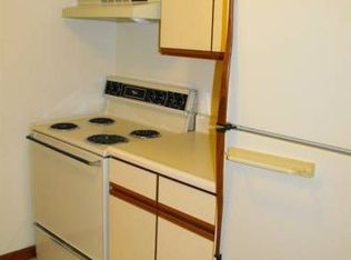 128 Mount Pleasant View Ave APT 9B, Cumberland, RI 02864