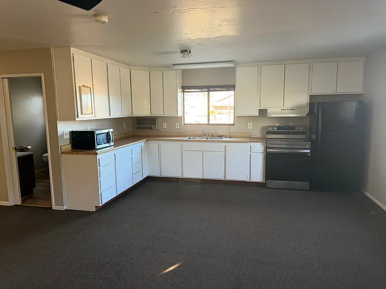 7412 Birch St — Photo 3