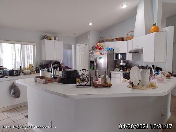 5th image of 18002 Palm Breeze Dr