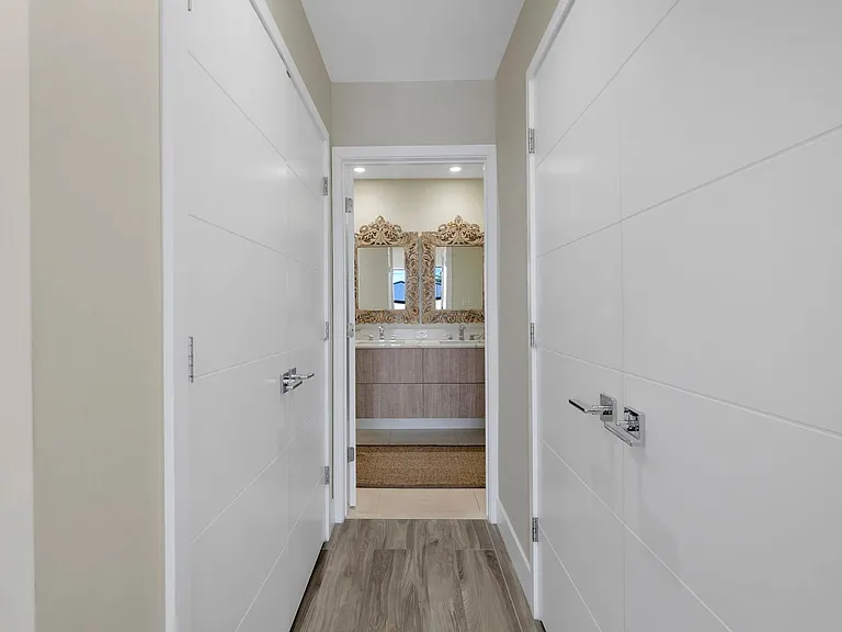 273 W Seaview Dr — Photo 29