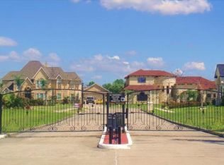6650 Emerald Dr, Pasadena, TX 77505