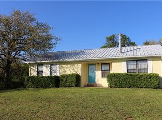 1300 Shannon Dr, Cleburne, TX 76031