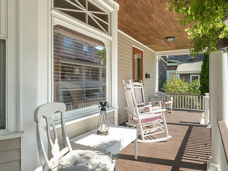 8 Bush St — Photo 9