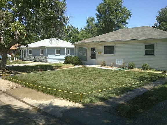 New front yard sod installed, June 2011