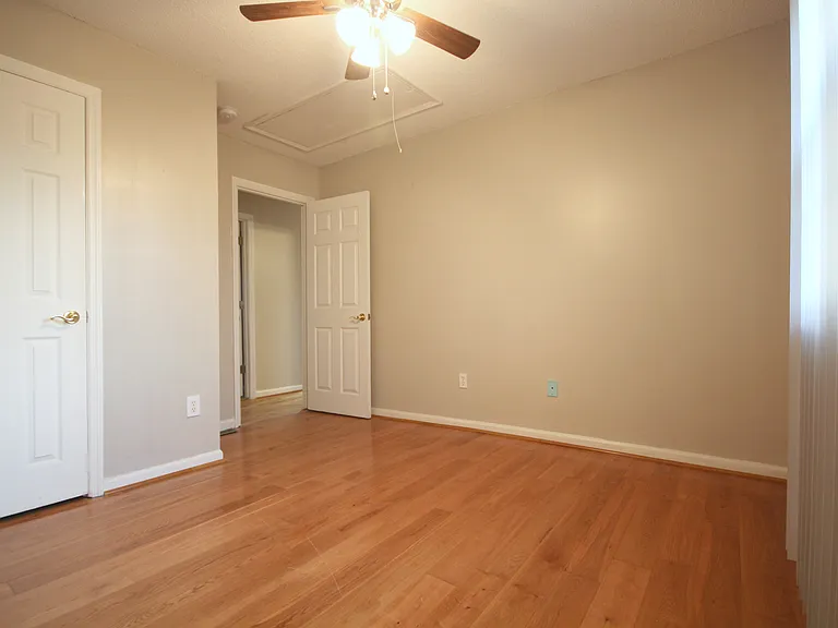 945 Mill Stone Dr — Photo 29