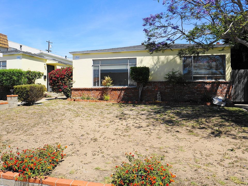 1st image of 1018 Agate St