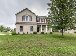 2410 McGregor Dr, Avon, IN 46123