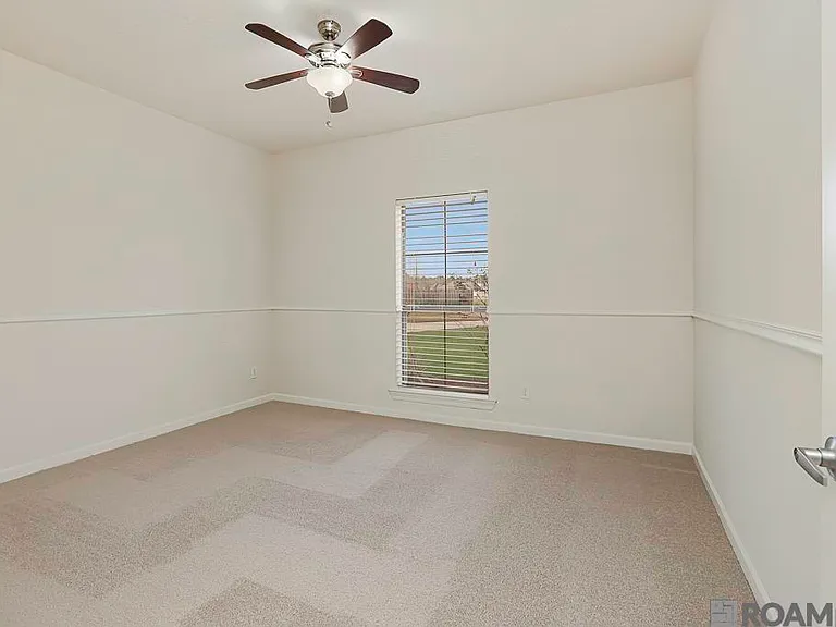 22782 Greencliff Dr — Photo 21