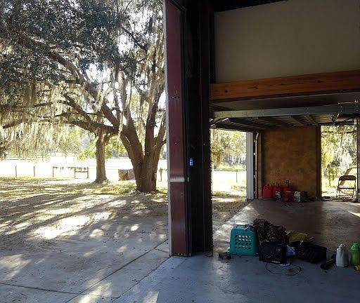 2nd image of 423 NW Armadillo Ln