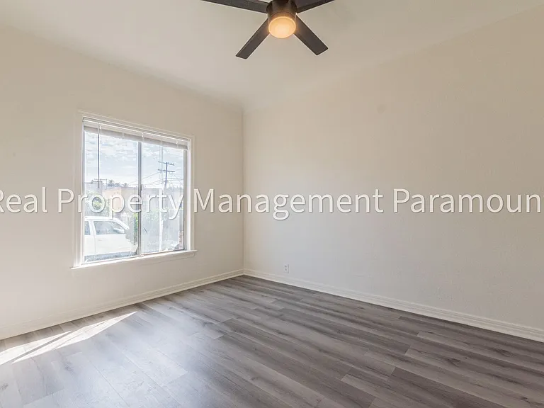 2757 Mansfield Ave — Photo 6