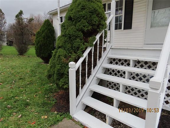 5th image of 1665 Twin Oaks Dr