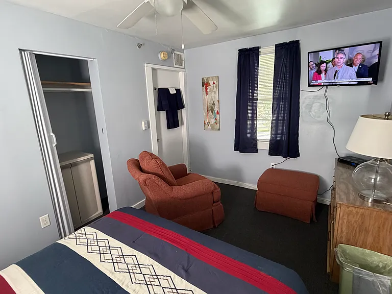 401 Magnolia Ave #3 — Photo 5