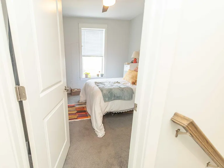223 N Morton St — Photo 17