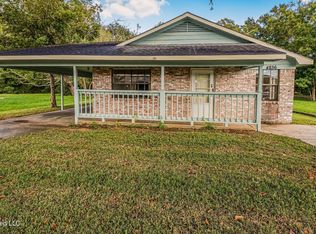 4836 Tanner St, Moss Point, MS 39563