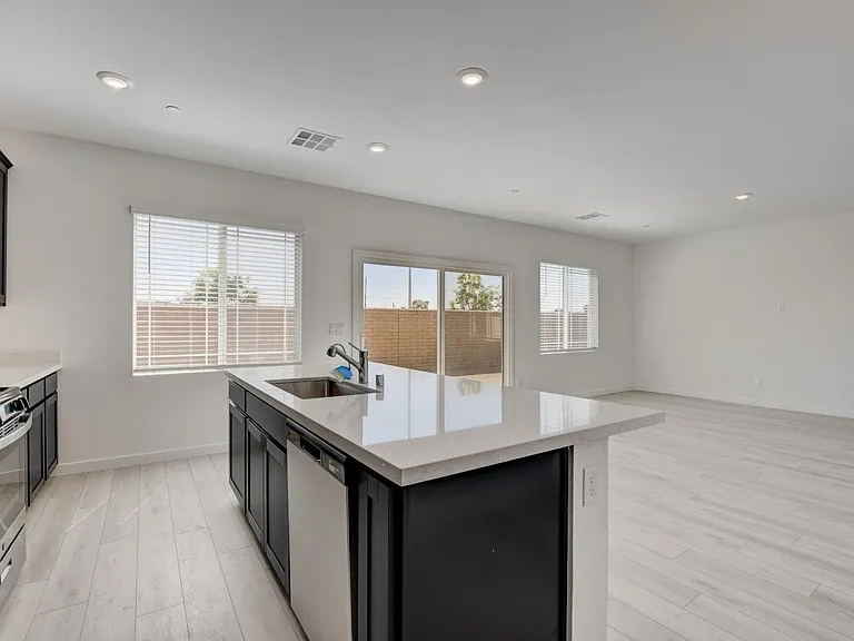 345 Isla Enclave Way — Photo 17