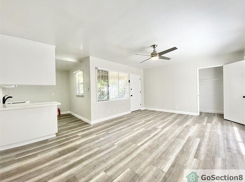 1st image of 3824 Lockland Dr #1