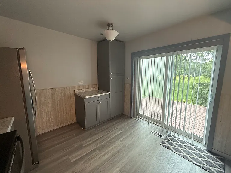 939 Chase Ct — Photo 12