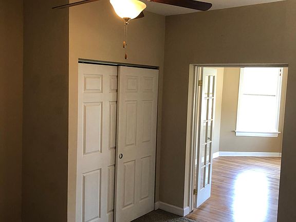 4th image of 4210 Castleman Ave #B