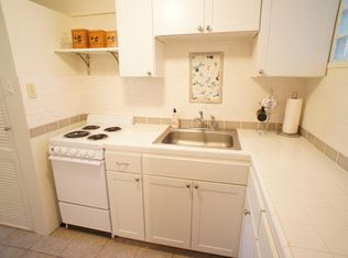417 Namahana St APT 14, Honolulu, HI 96815