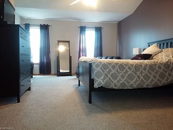 4th image of 4479 Lockmoor Ln