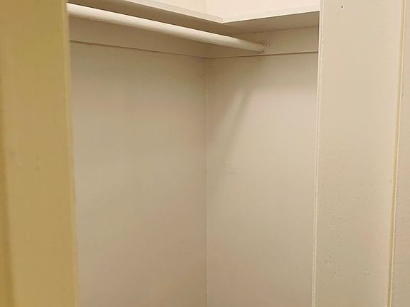 5th image of 11958 Mayfield Ave APT 5