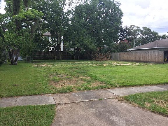 3rd image of 5222 Mimosa Dr