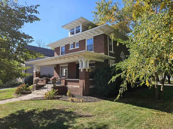 408 N Range St, Wolcott, IN 47995