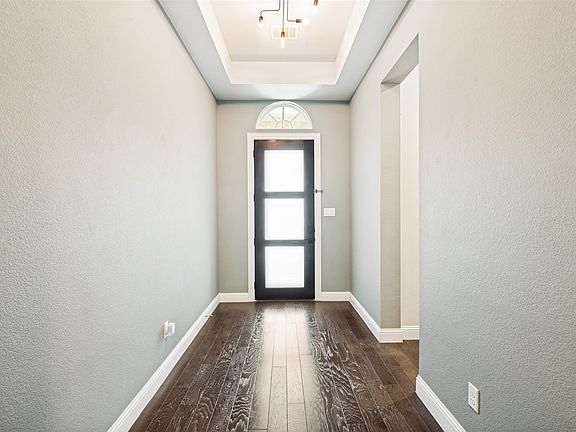 2nd image of 1029 Billy Ln