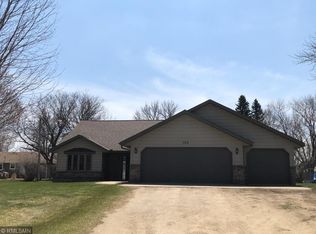 105 Girgen Dr, Vermillion, MN 55085