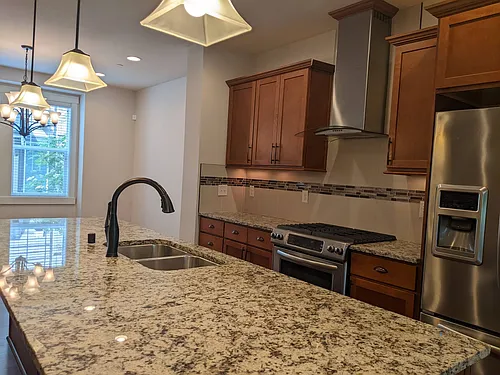 1320 Chelsea Walk NE Photo 1
