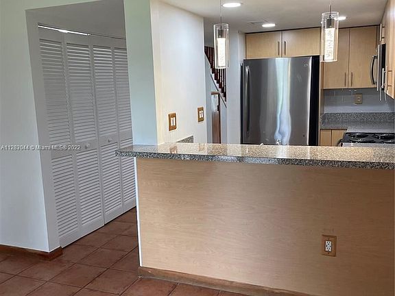 5th image of 9193 Fontainebleau Blvd #201