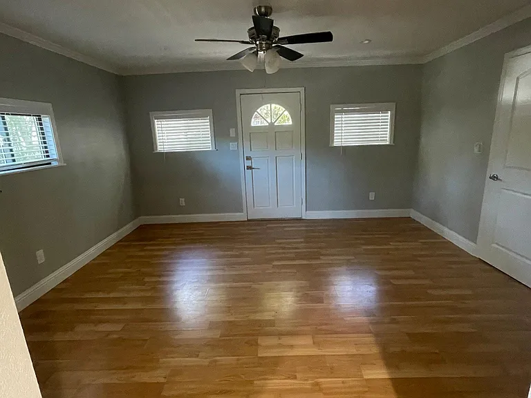 Adobe Ct — Photo 3