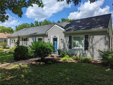 8625 Minnehaha Ln, Kansas City, MO, 64114